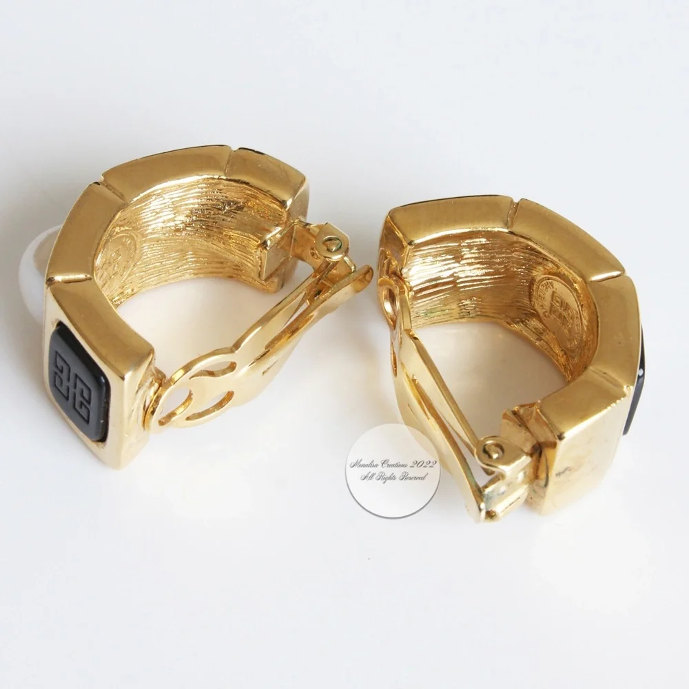 Givenchy Earrings Embossed Logo Stone Faux Pearl Gold Metal Clip Style Vintage - Picture 7 of 12